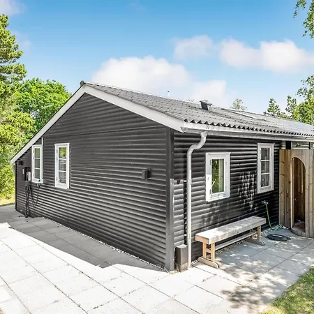 Riekje - 2-3km From The Sea By Interhome Feriehus *